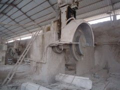 建筑基石的精雕細(xì)琢——銹石工程板材加工與專用機(jī)械制造全流程展示